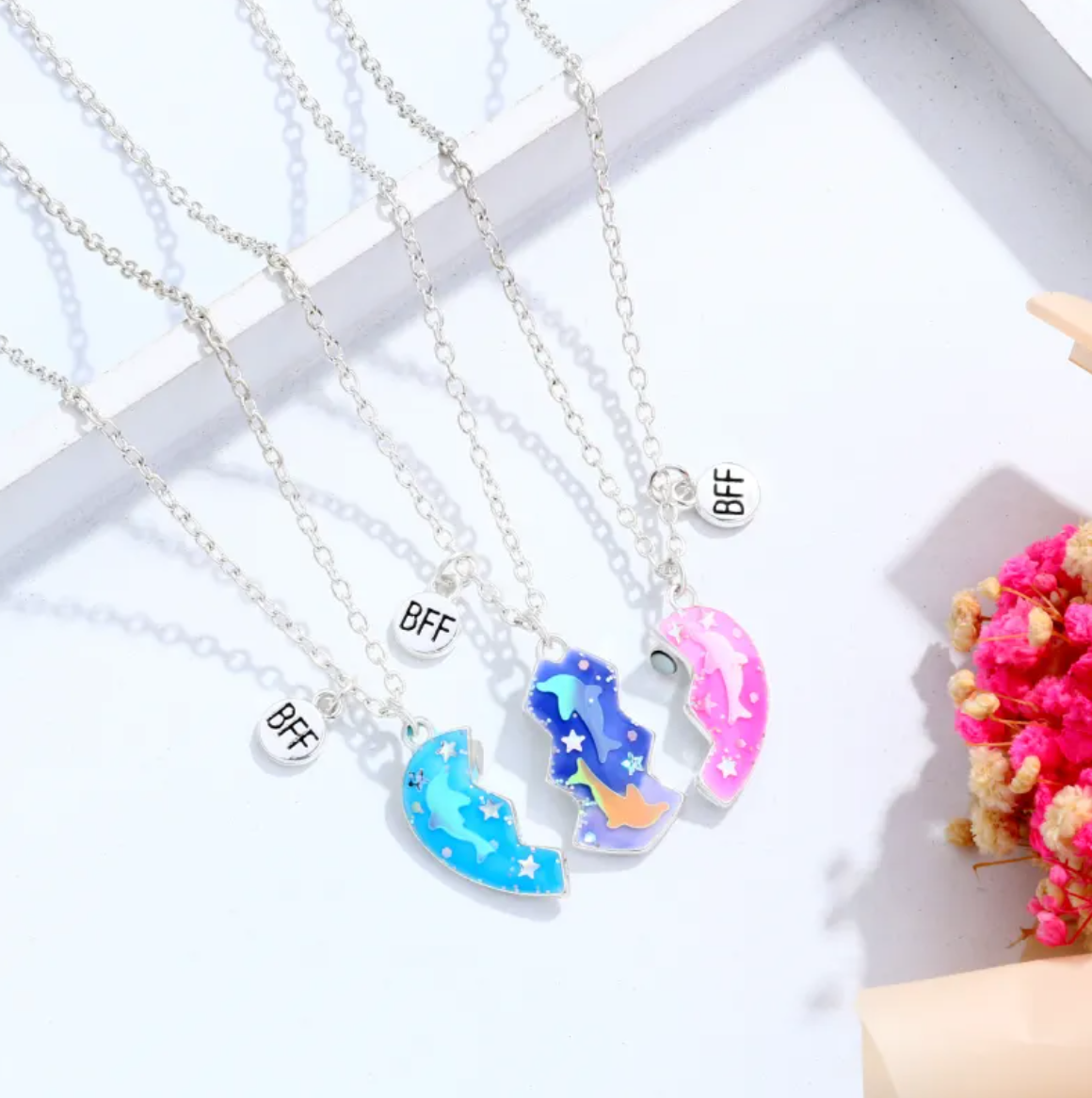 Best Friends Love Necklace Set with Hearts Celebrate Friendship